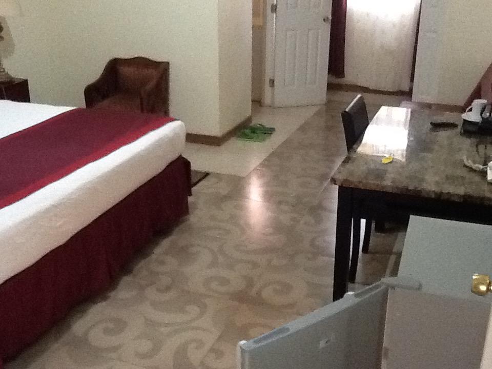 Executive Airport Hotel Entebbe Kültér fotó