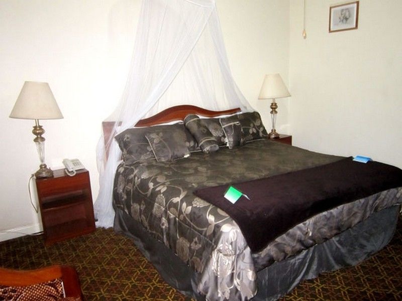 Executive Airport Hotel Entebbe Kültér fotó