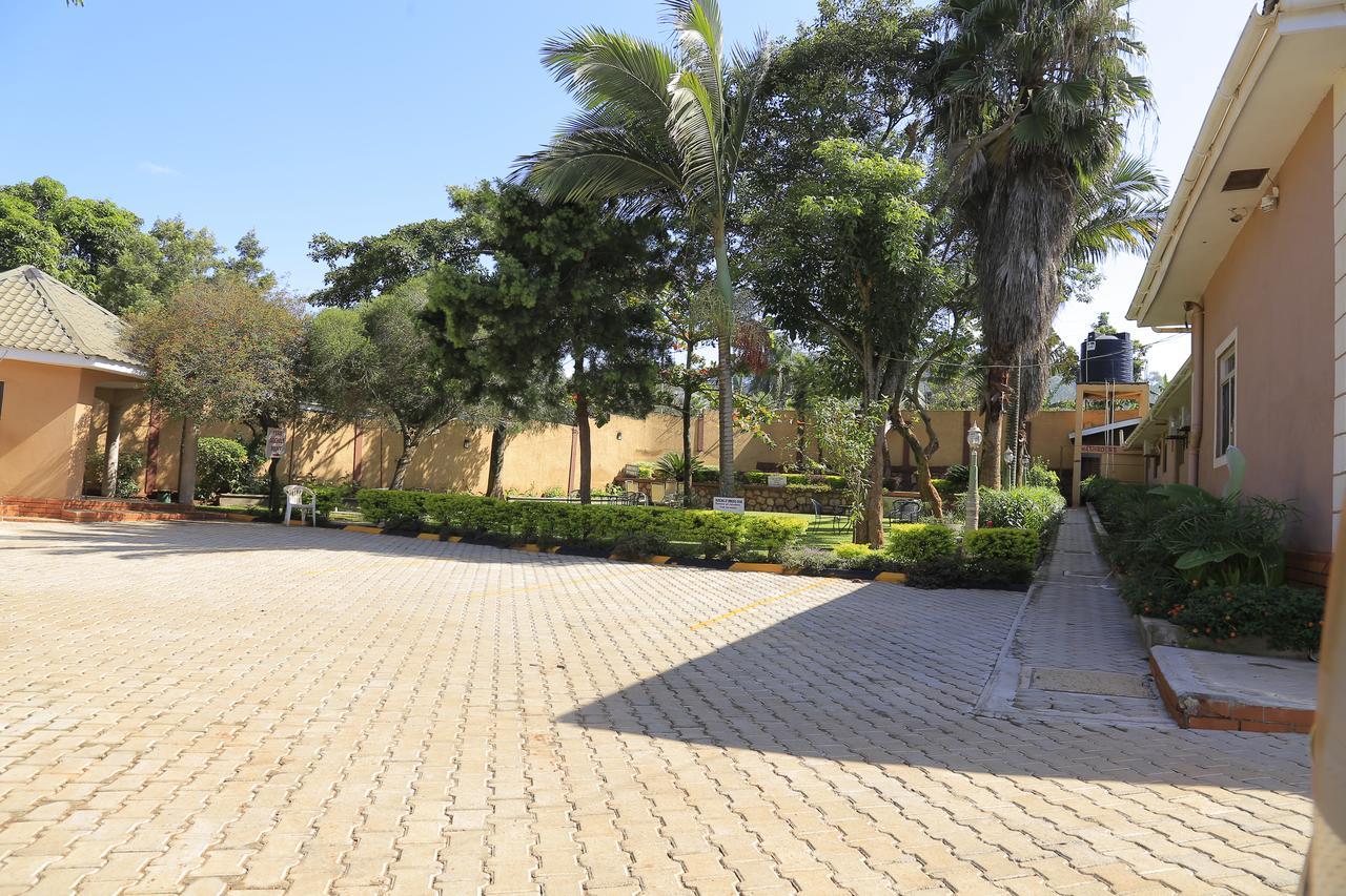Executive Airport Hotel Entebbe Kültér fotó