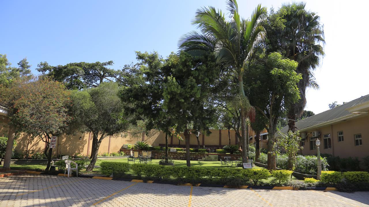Executive Airport Hotel Entebbe Kültér fotó